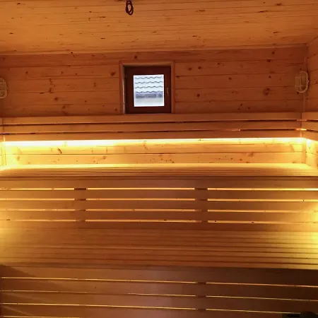 Lesna Oaza 克拉格